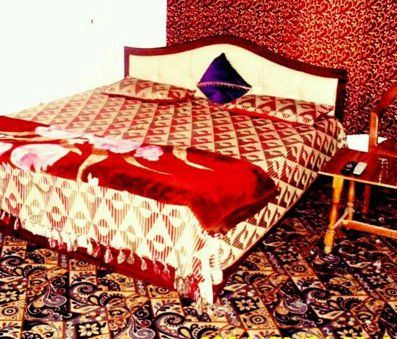 Fabulous Kashmir Srinagar Hotel Ngoại thất bức ảnh